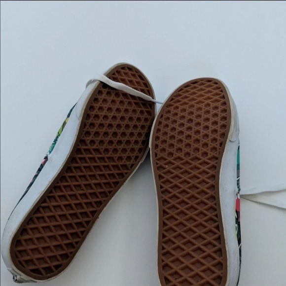 EUC WOMENS VANS - Picture 8 of 8